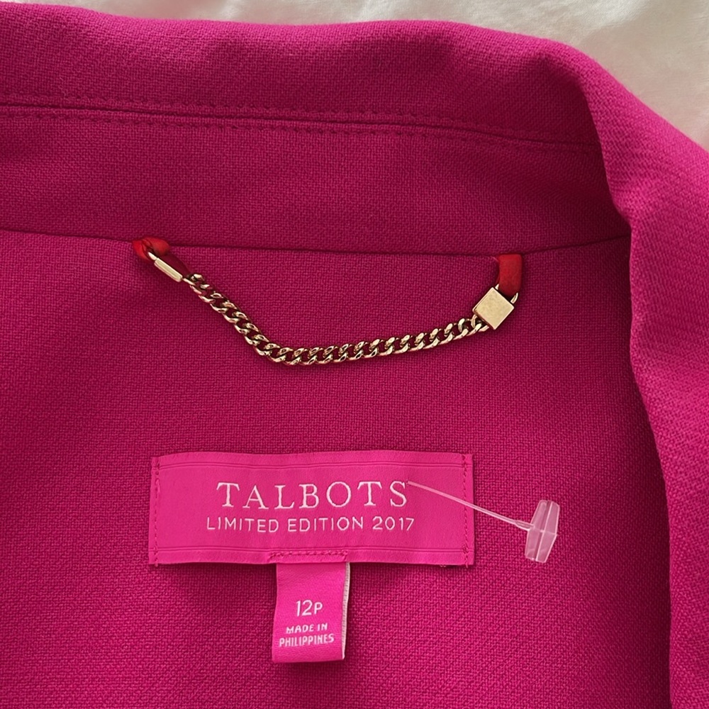 Talbots Limited Edition 2017 Vibrant Pink Wool Blazer w Gold Crest Buttons - Picture 5 of 16